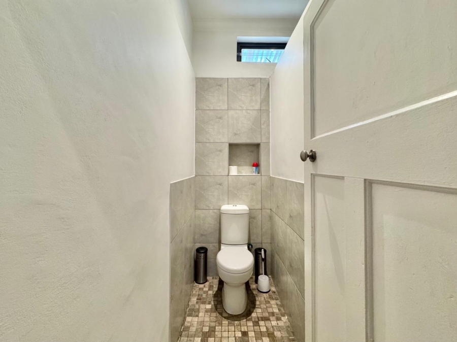 Commercial Property for Sale in Woodstock Western Cape